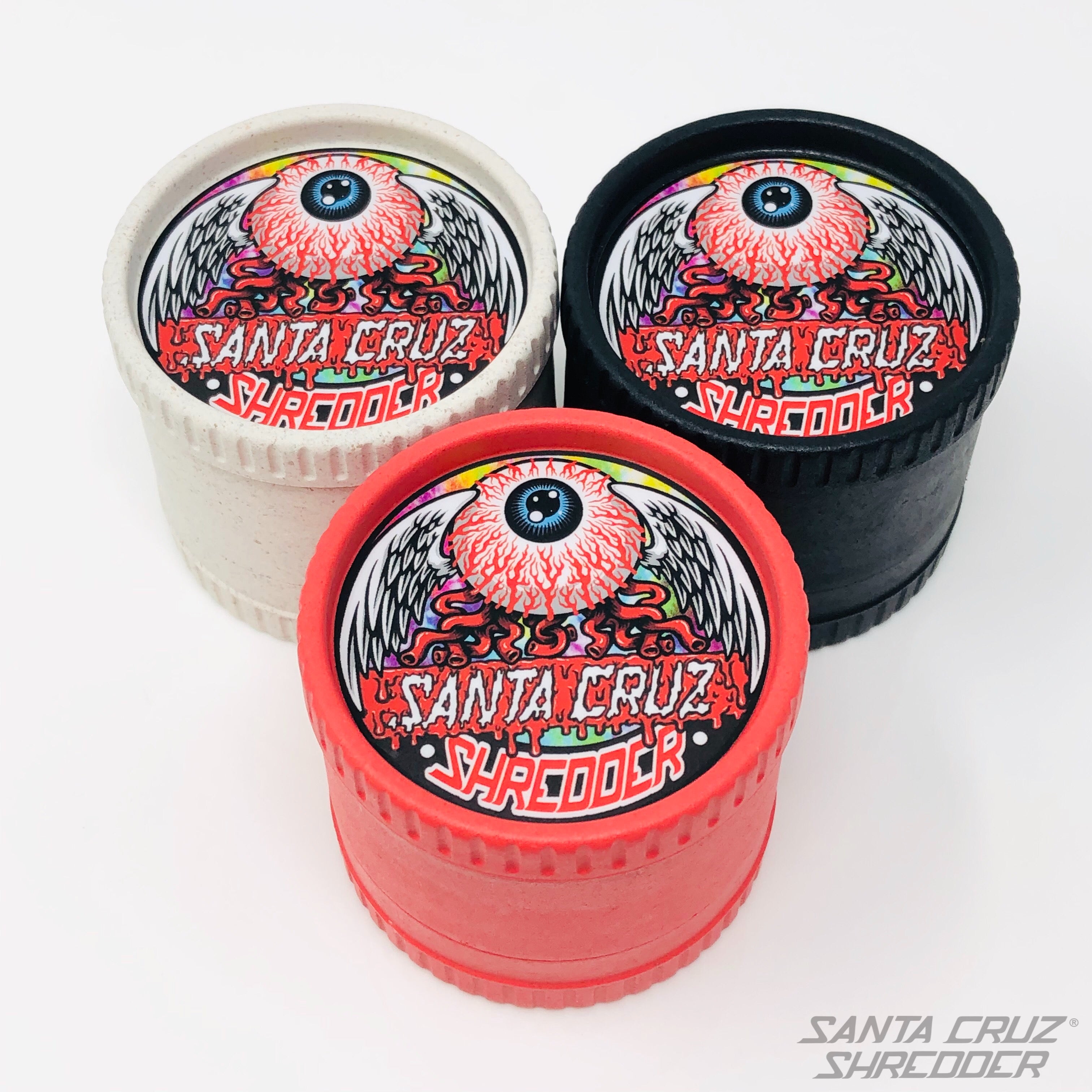 santa-cruz-shredder-hemp-flying-eyeball-grinder-chanvre-noir image 2