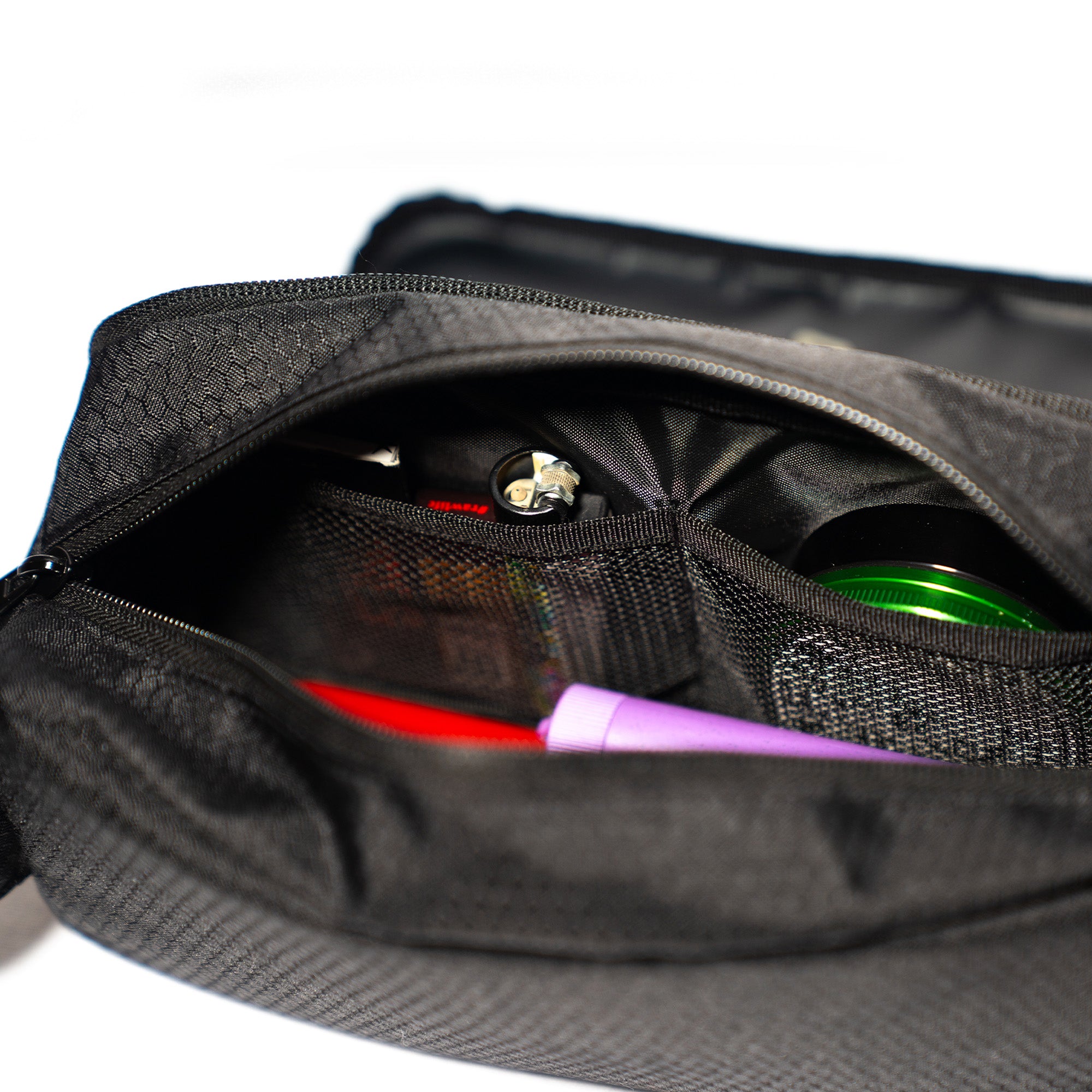 santa-cruz-shredder-aluminum-shred-sac-sacoche-voyage image 3