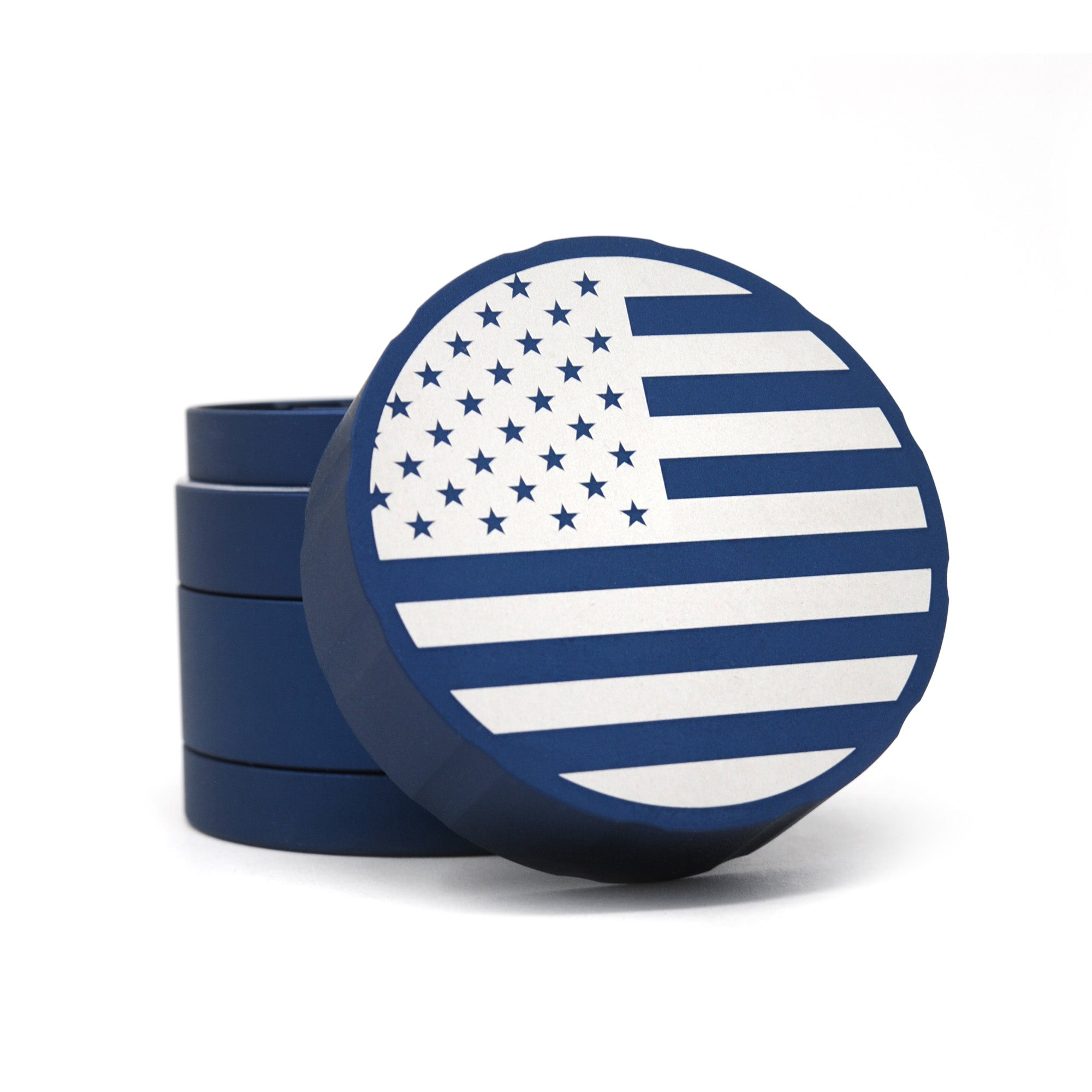 cali-crusher-homegrown-standard-grinder-stars-stripes-noir image 2