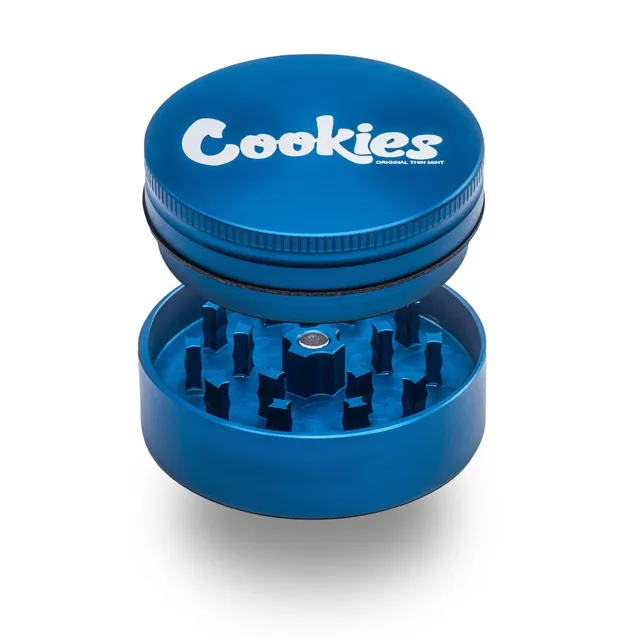 santa-cruz-shredder-aluminum-cookies-grinder-2-parties-noir image 1