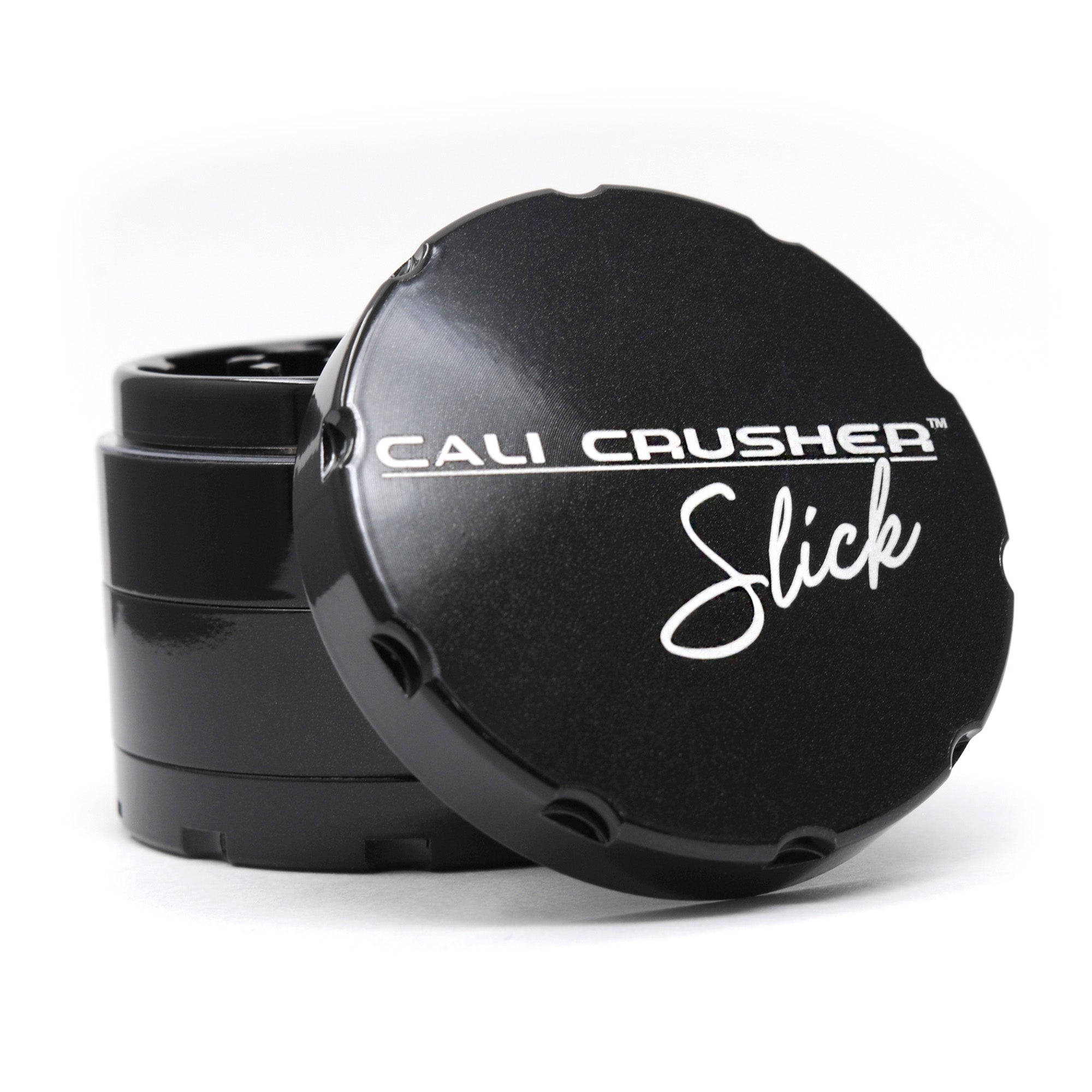 cali-crusher-og-slick-moulin-herbes-4-parties-noir-2-5 image 3