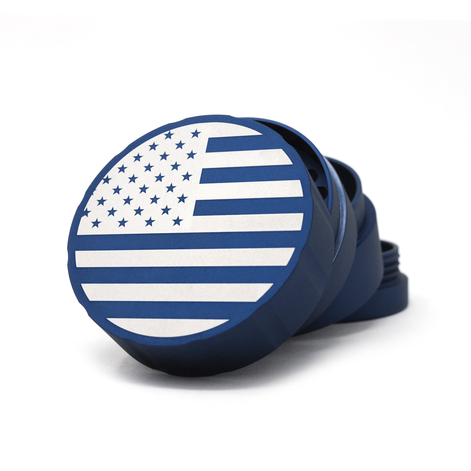 cali-crusher-homegrown-standard-grinder-stars-stripes-noir image 3