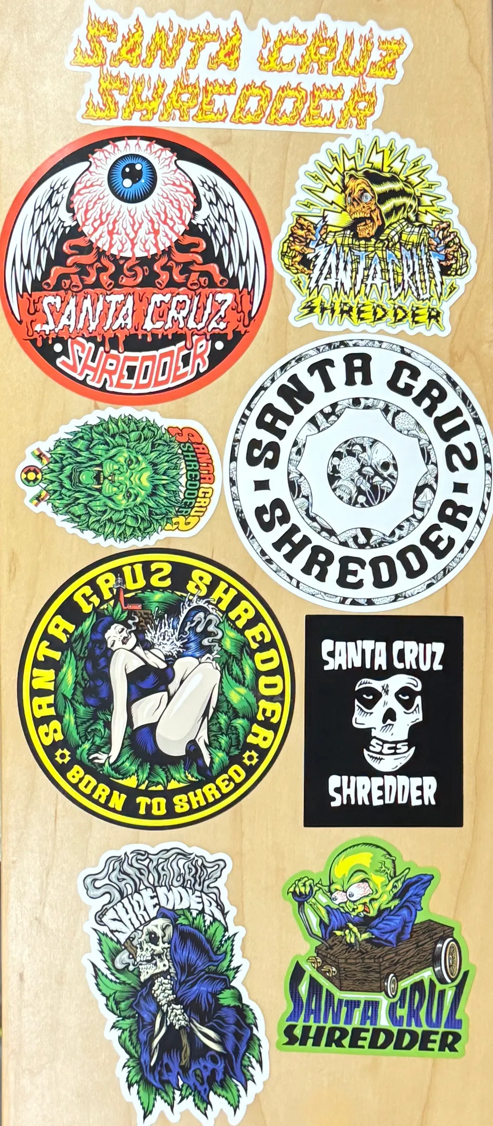 santa-cruz-shredder-aluminum-pack-stickers-9-pi-ces-logo image 1