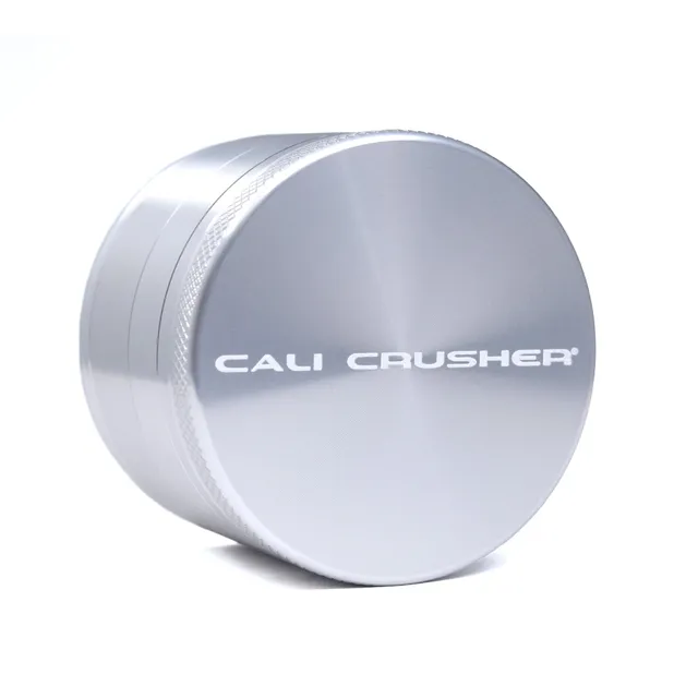 cali-crusher-the-o-g-broyeur-herbes-4-parties-noir-2-pouces image 1