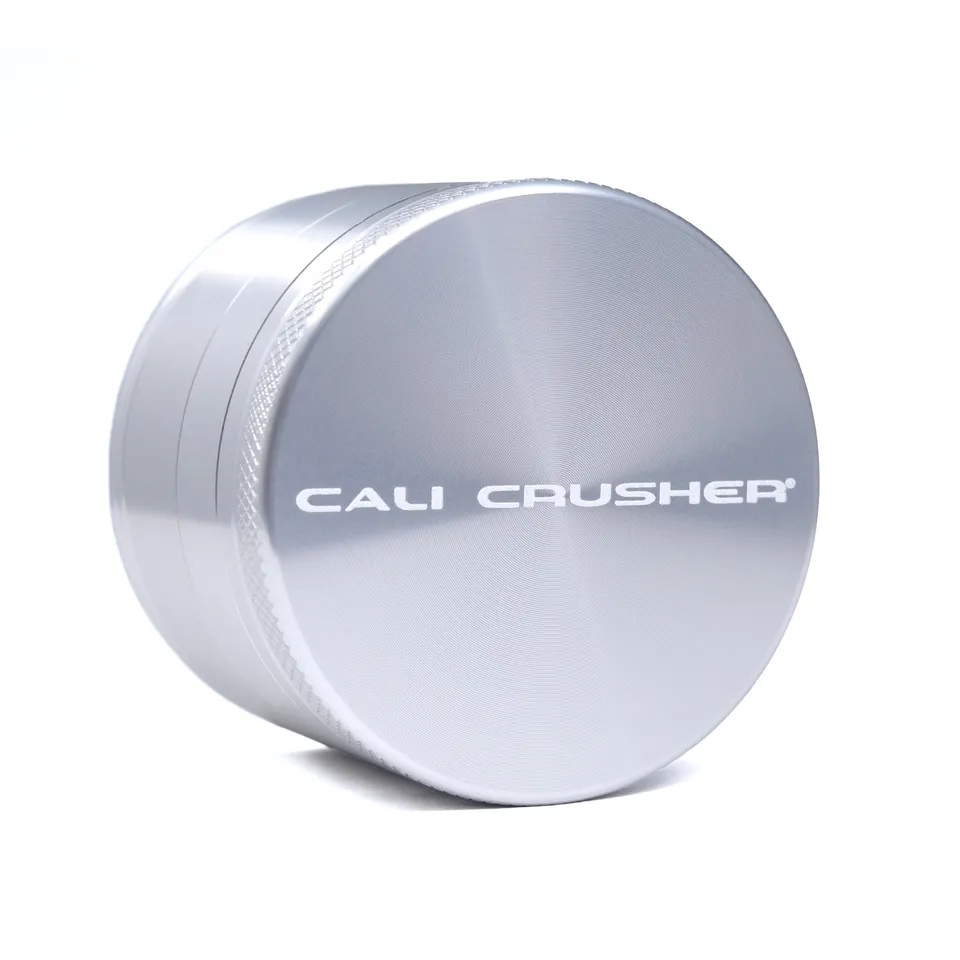 cali-crusher-the-o-g-broyeur-herbes-4-parties-noir-2-pouces image 1